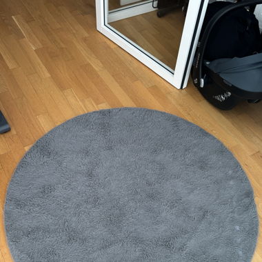 Tapis gris tout doux