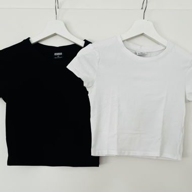 Black/White cropped T-Shirt