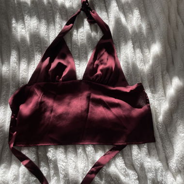 Backless top