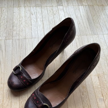 Vintage Pumps
