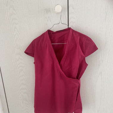 Belle blouse marque Hugo Boss, taille 36