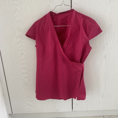 Bella camicetta marca Hugo Boss, taglia 36