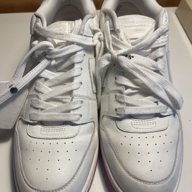 Sneakers Off-White bianche e rosse 