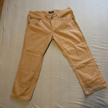 Beige Chinohose von Yendi