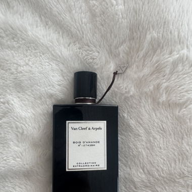 Van Cleef & Arpels BOIS D'AMANDE