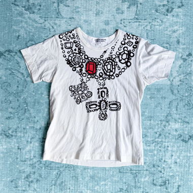 Camicia Comme des Garçons con stampa gioielli illustrata