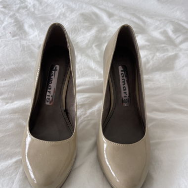 Escarpins Tamaris beige
