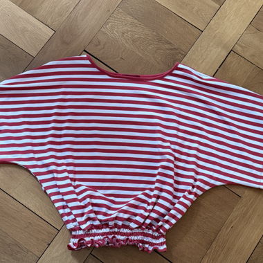 Top oversize a righe rosse e bianche taglia 1
