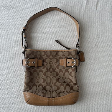 beige coach monogram shoulder bag