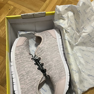 Chaussures de la marque Scholl 
