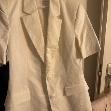 White Short-Sleeve Blazer