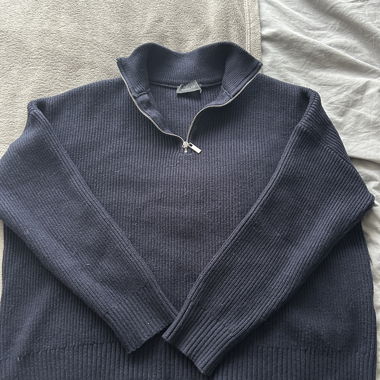 Dark blue sweater