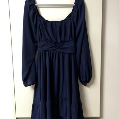 Short dark blue dress, airy & loose