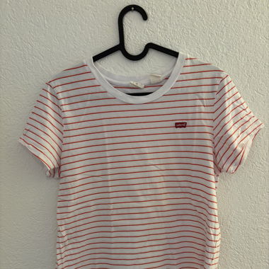 Levis t-shirt