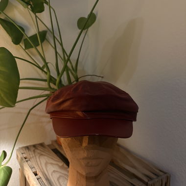 Cappello baker boy in ecopelle Bershka
