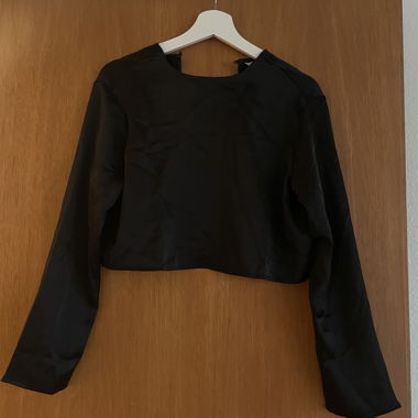 Top court manches longues en soie H&M noir XS