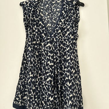 Heart Print Sleeveless Blouse