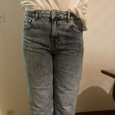 jeans