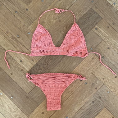 Bikini crochet rosa