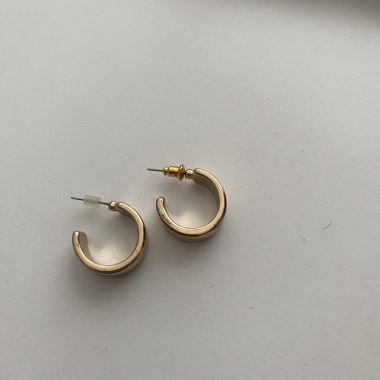 golden hoops
