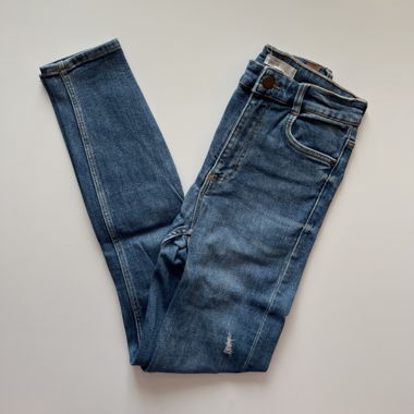 blaue skinny jeans von Zara