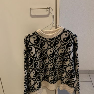 Weekday pullover