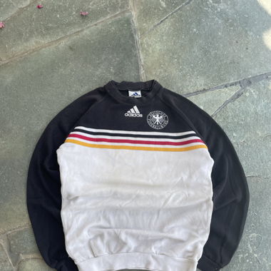Adidas Vintage Sweater