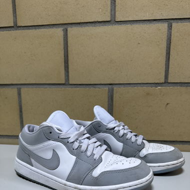 Jordan 1 niedrig wolfsgrau (Damen)