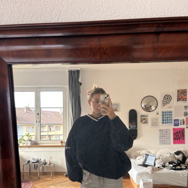 sporty sweater