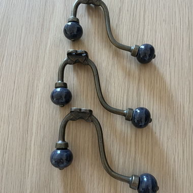 Lot de 3 crochets muraux anciens