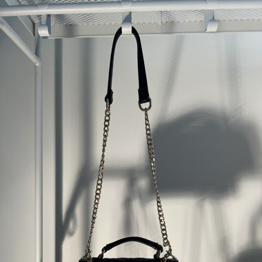 Ginatricot Handtasche 
