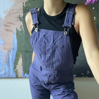 Blaue Latzhose