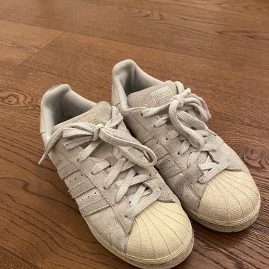 Adidas Superstars