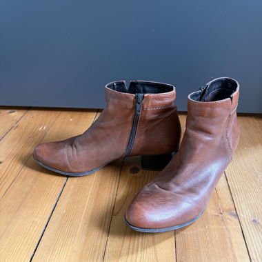 Bottines en cuir marron