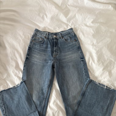 blaue wide leg jeans