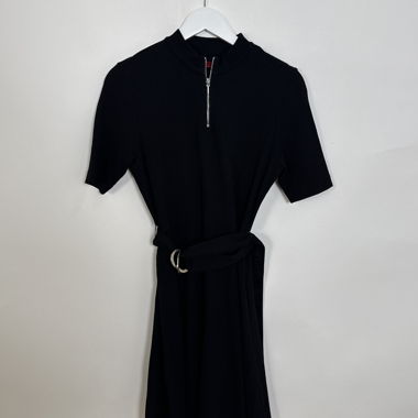 Schwarzes HUGO Kleid