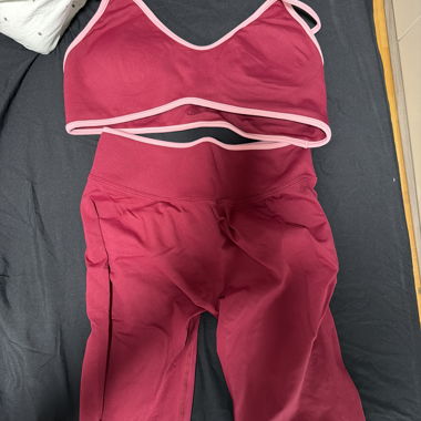 Ensemble sport rose