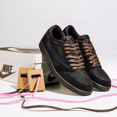 Nike Air Jordan Travis Scott velvet brown