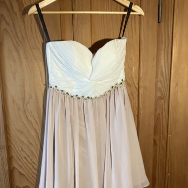 Abendkleid in Rosa und Weiss