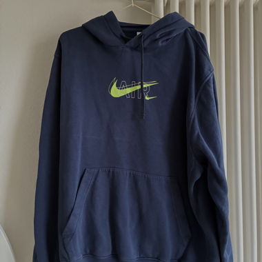 Pull capuche