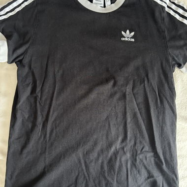 Adidas T-Shirt 