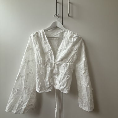 Neue, weisse Bluse