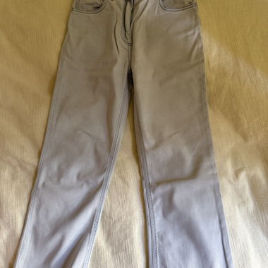 Kurze Max-Mara-Jeans in hellblau