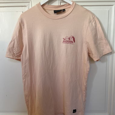 T-shirt rose LazyOaf