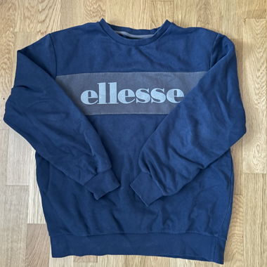 Ellesse blue sweatshirt