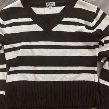 Knitted jumper