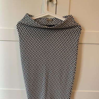 Pencilskirt mit elegantem Muster