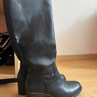 Bottes noires à talon