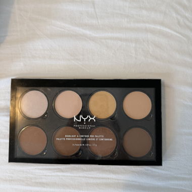 NYX Highlight & Contour Palette