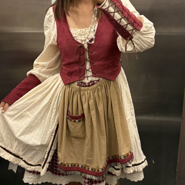 Abito in stile dirndl
